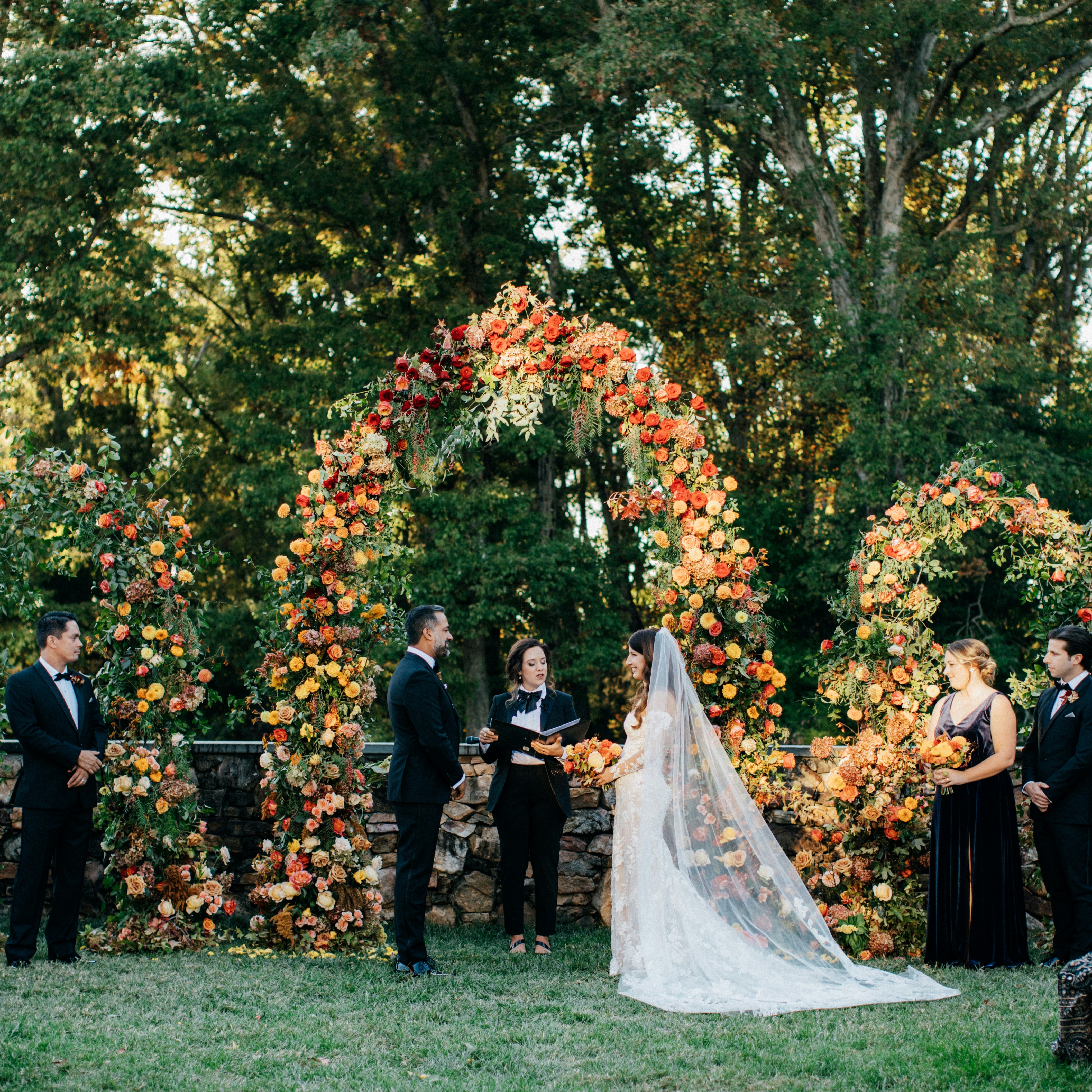 outdoor-wedding-ceremony