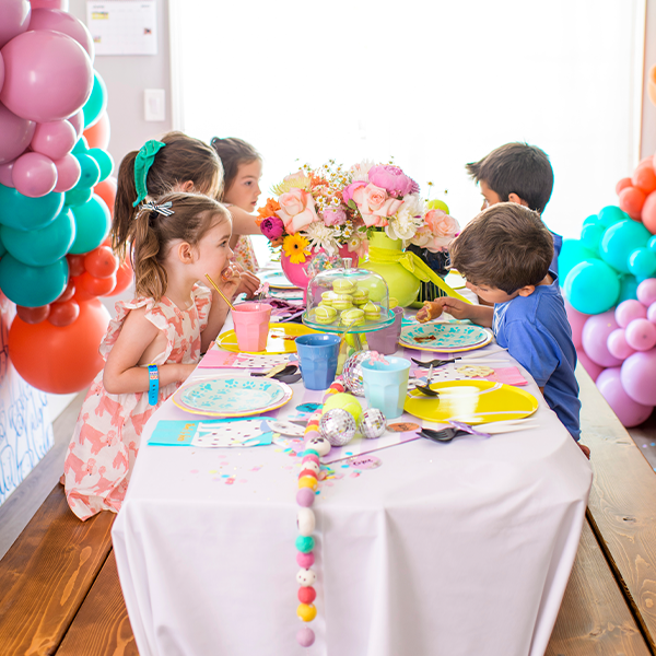 kids-party-table