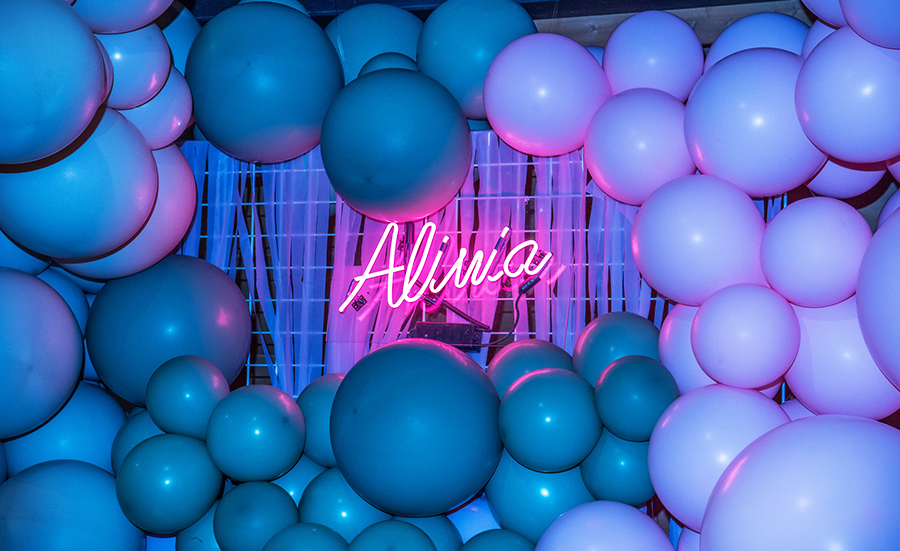 balloon-picture-wall