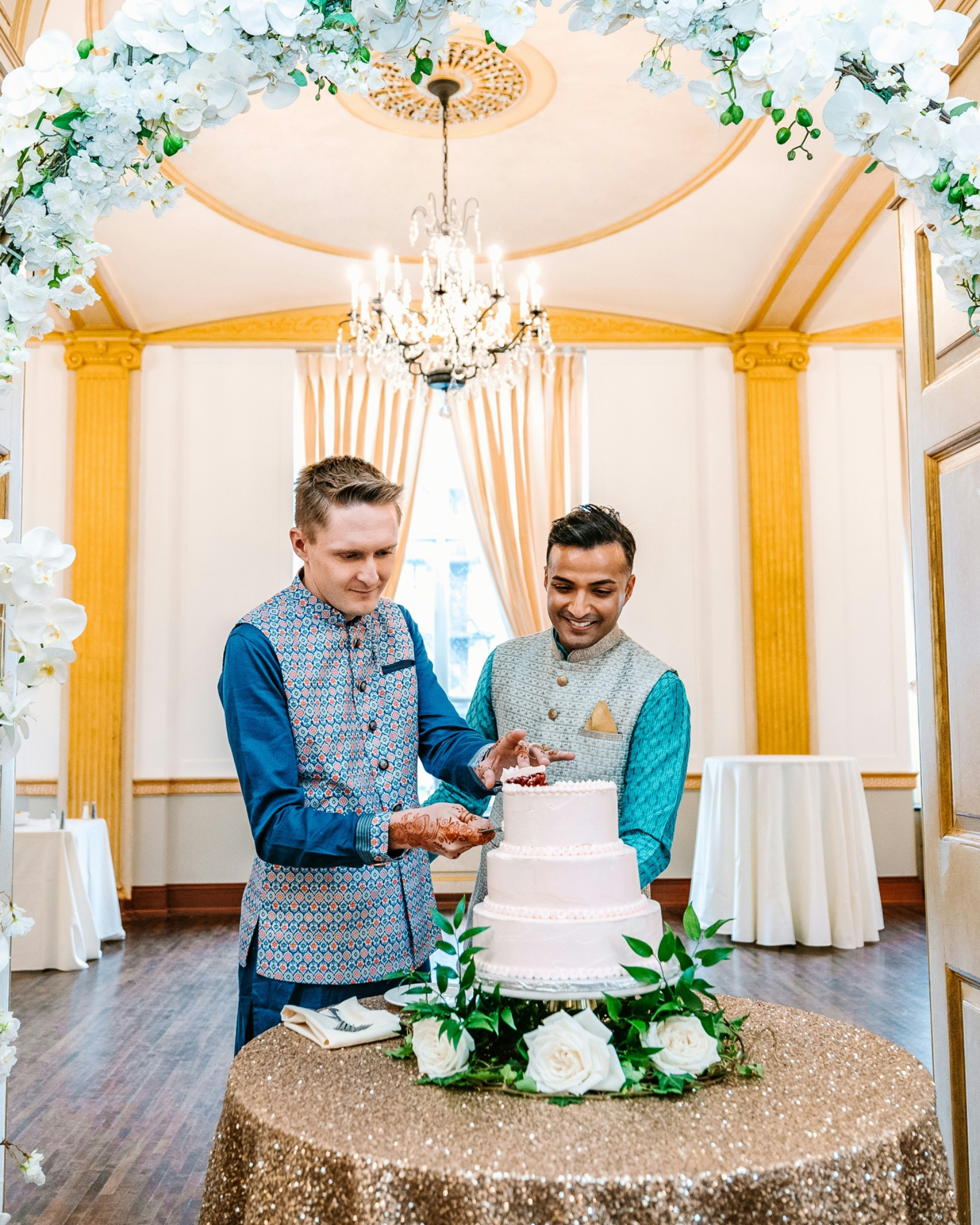 lgbtq-cake-cutting